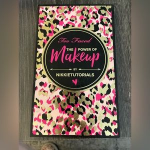 Too Faced/ NikkiTutorials The Power of Makeup Palette